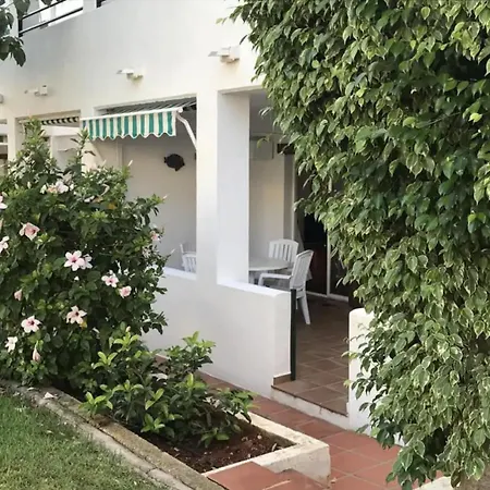 Apartment Bajo Con Piscina Y Jardin En Denia